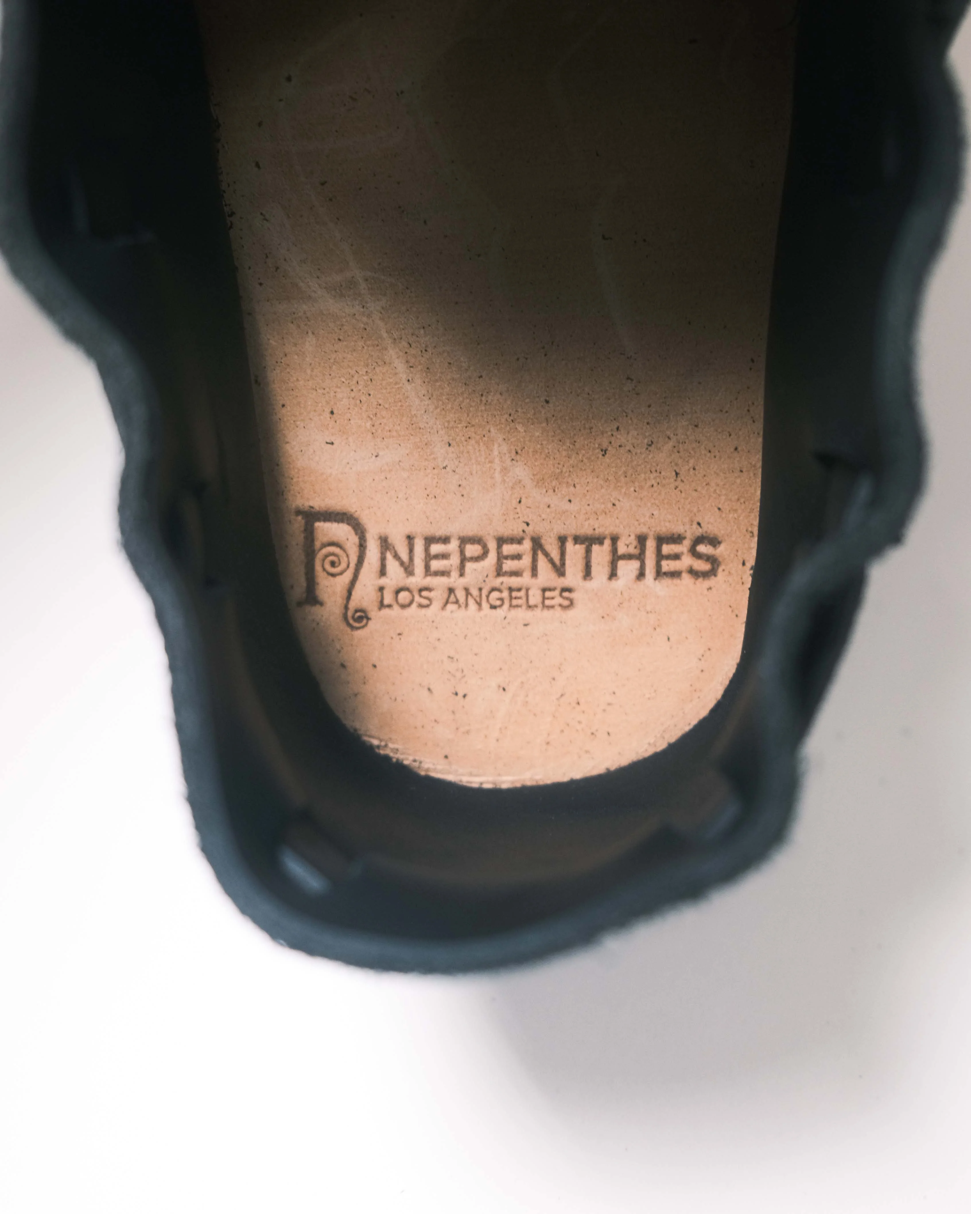 Nepenthes Los Angeles x Aurora Shoe Co. - Men's Middle English - Roughout 6 Nepenthes Los Angeles x Aurora Shoe Co. - Men's Middle English - Roughout