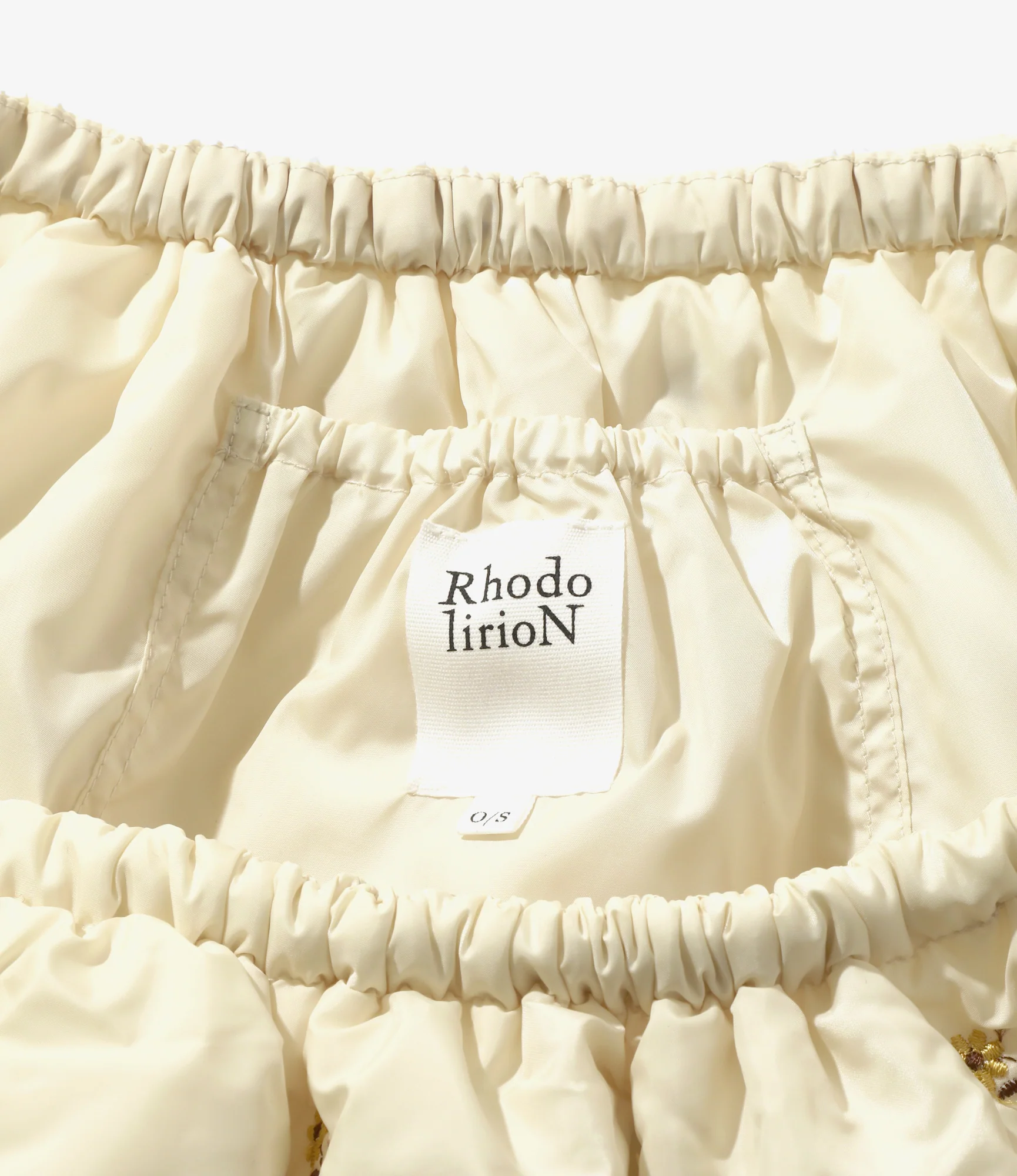 Padded Variation Apron - Ivory - Original Floral Embroidery 3 Padded Variation Apron - Ivory - Original Floral Embroidery