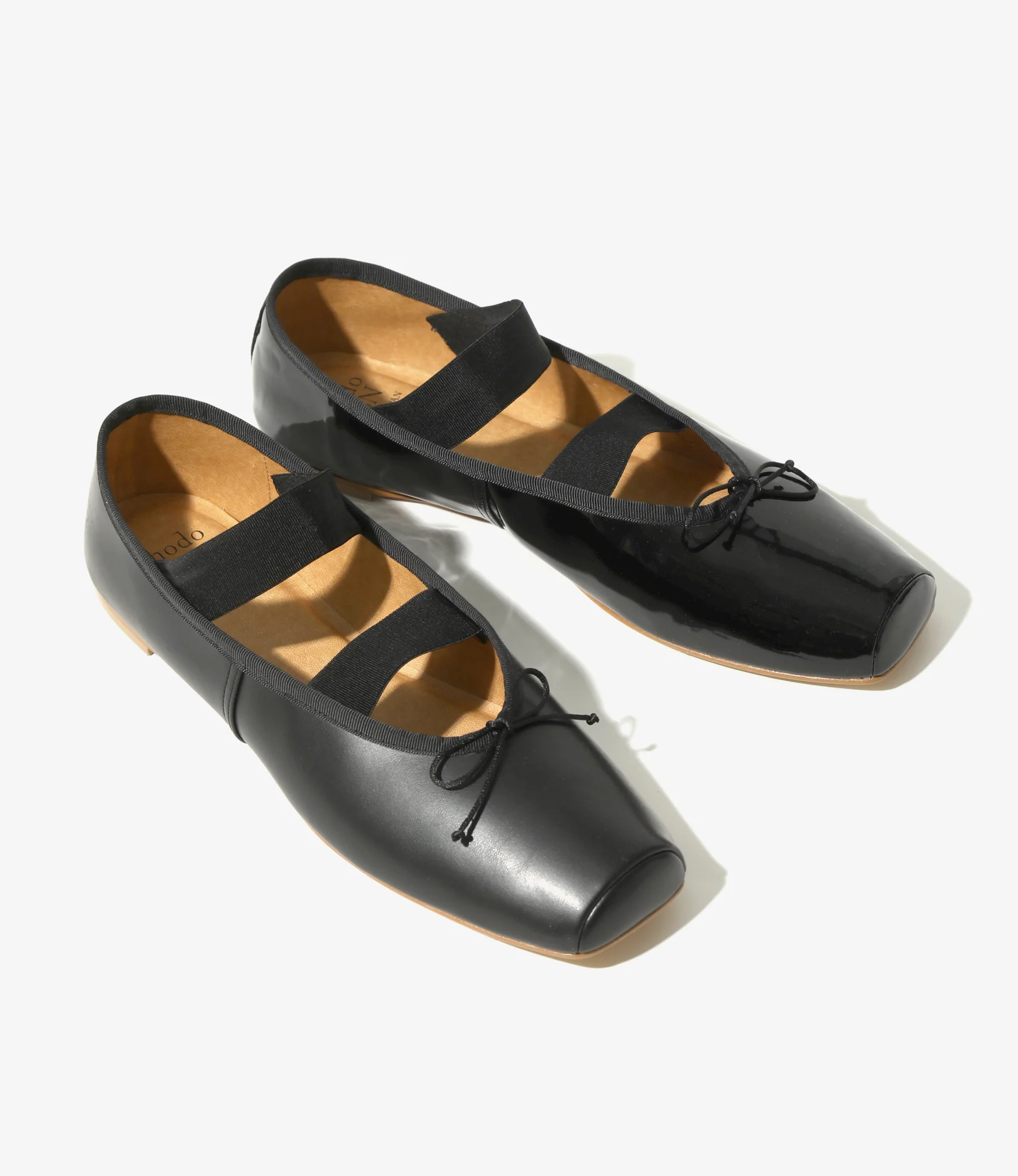 Material Combination Ballet Shoes - Black